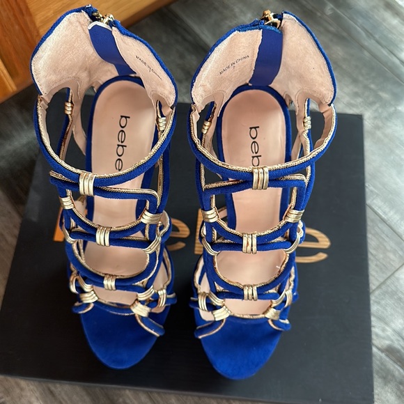 New Bebe blue and gold heels size 7 - Picture 3 of 6